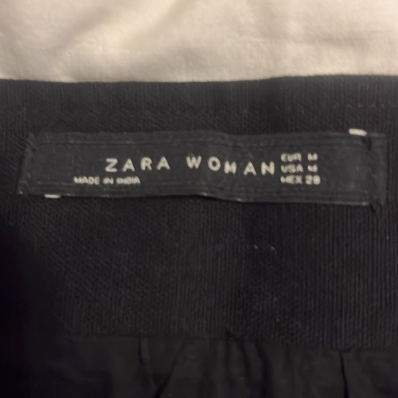 Zara Black Embroidery Skirt Colorful Flowers Size Medium - Picture 7 of 8